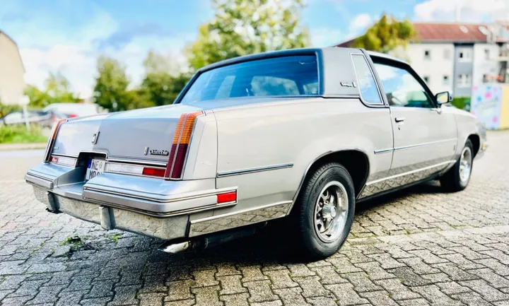 Oldsmobile Cutlass