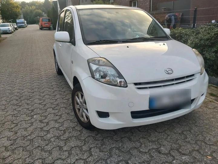 Daihatsu Sirion