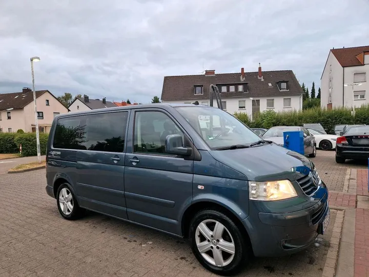 Volkswagen T5 Multivan