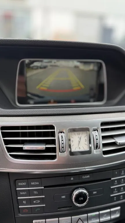 Mercedes-Benz E 250
