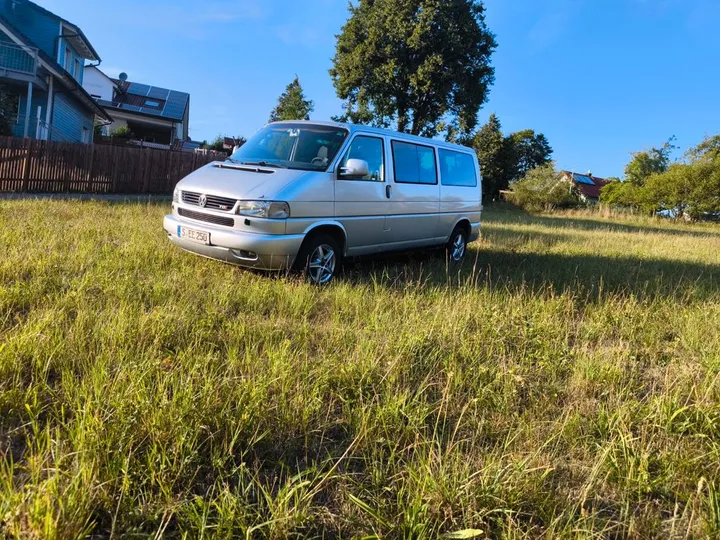 Volkswagen T4 Caravelle