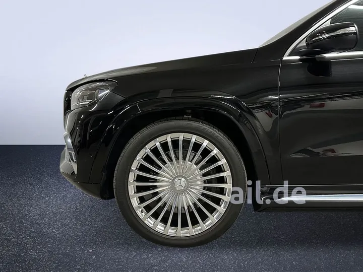 Mercedes-Benz GLS 600