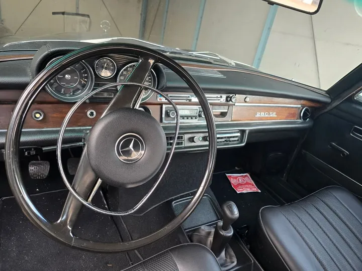 Mercedes-Benz 280