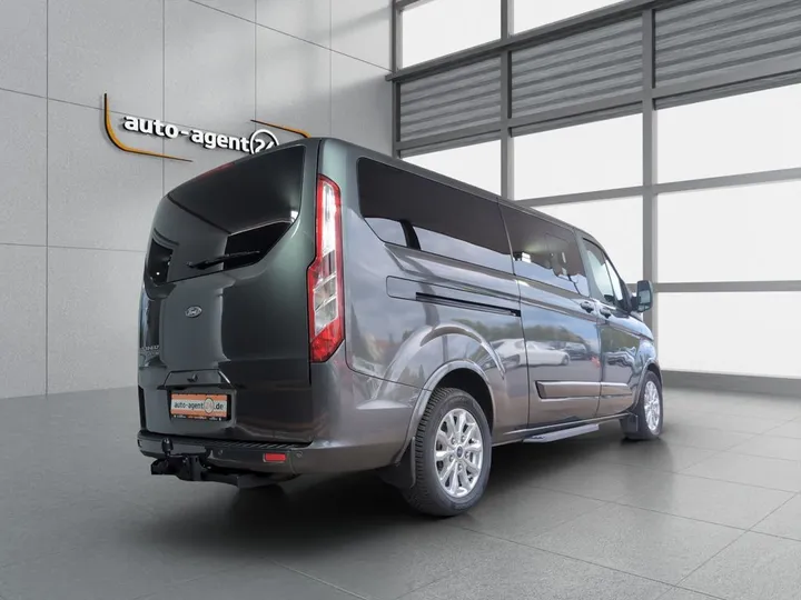 Ford Tourneo Custom