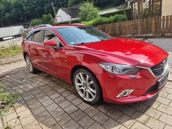Mazda 6