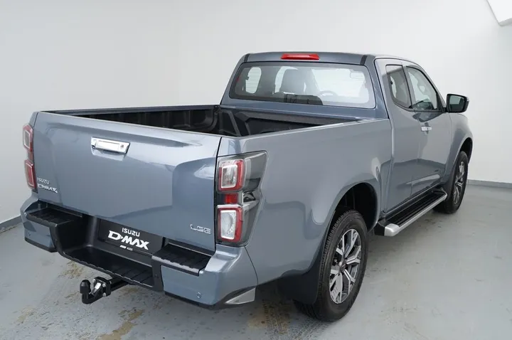 Isuzu D-Max