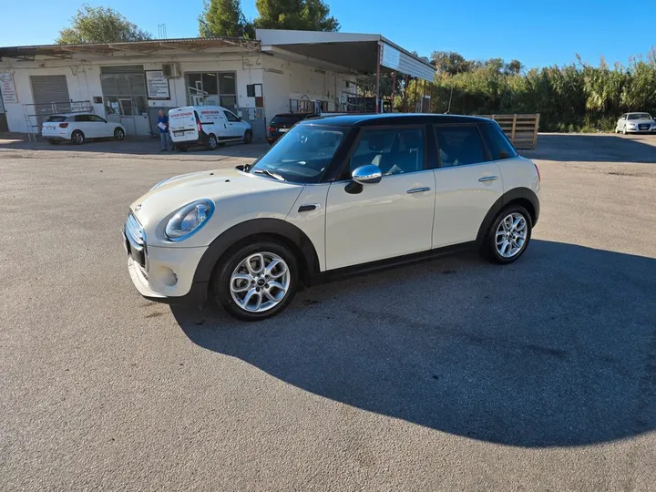 MINI Cooper D