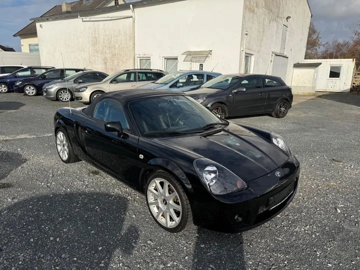 Toyota MR 2