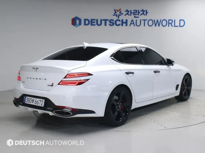 Genesis G70