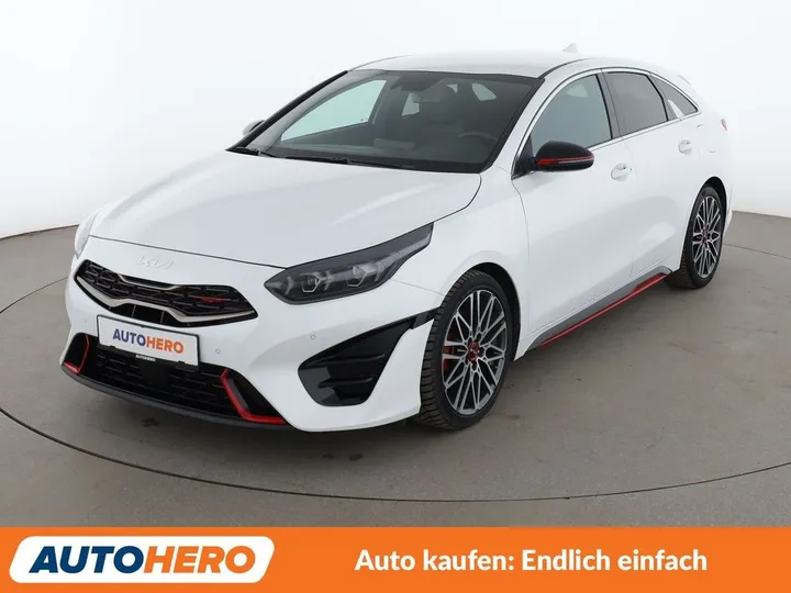Kia pro cee'd / ProCeed