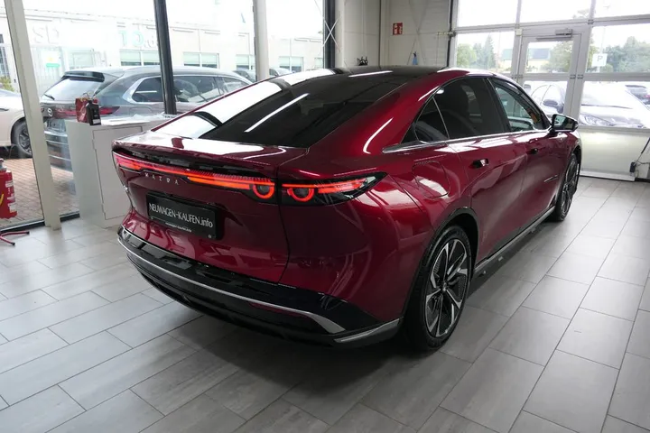 Mazda 6e