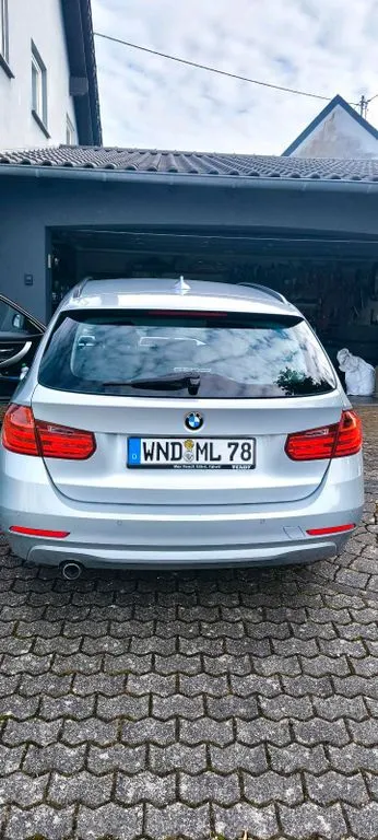 BMW 320