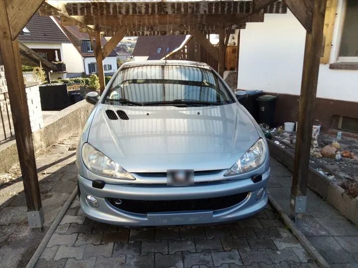 Peugeot 206