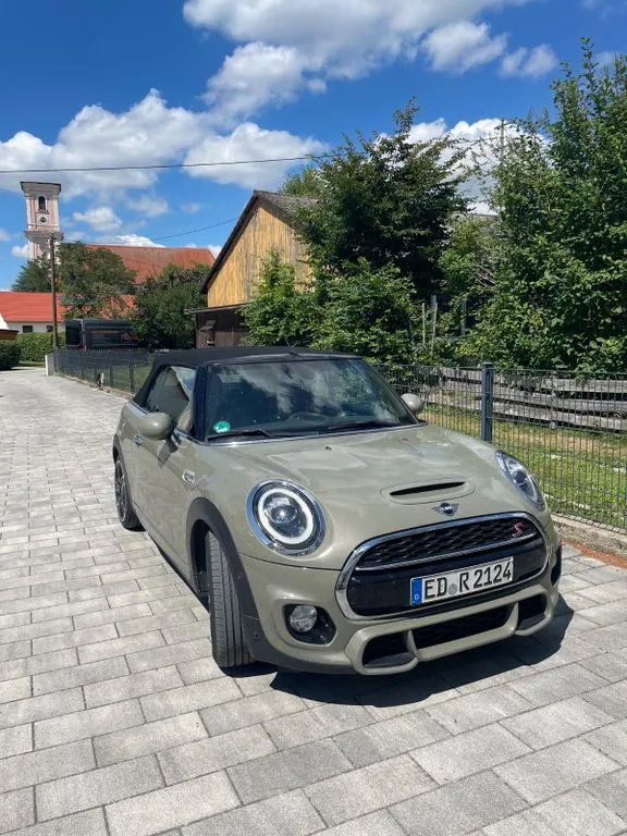 MINI Cooper S Cabrio
