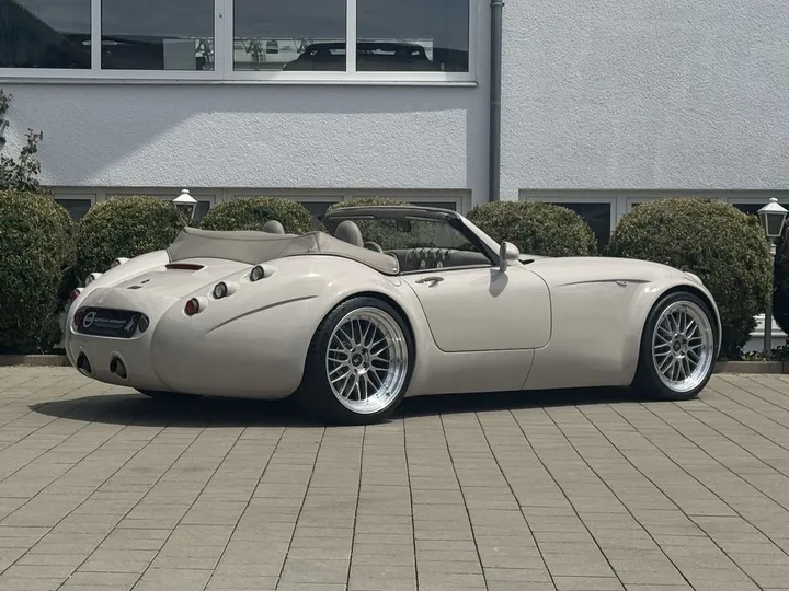 Wiesmann MF 4