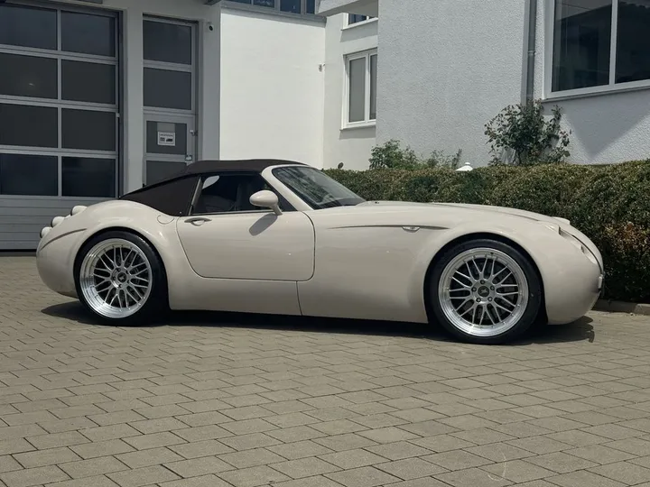 Wiesmann MF 4