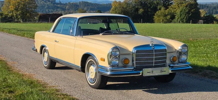 Mercedes-Benz 280