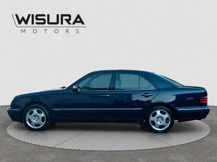 Mercedes-Benz E 430