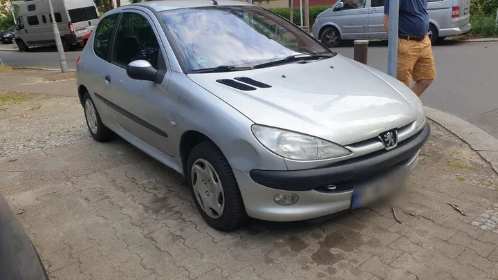 Peugeot 206