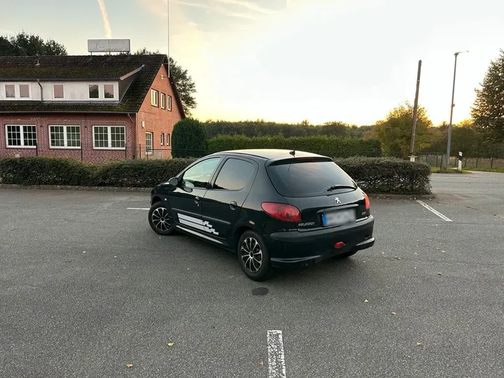 Peugeot 206