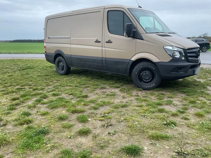 Mercedes-Benz Sprinter