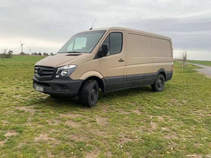 Mercedes-Benz Sprinter