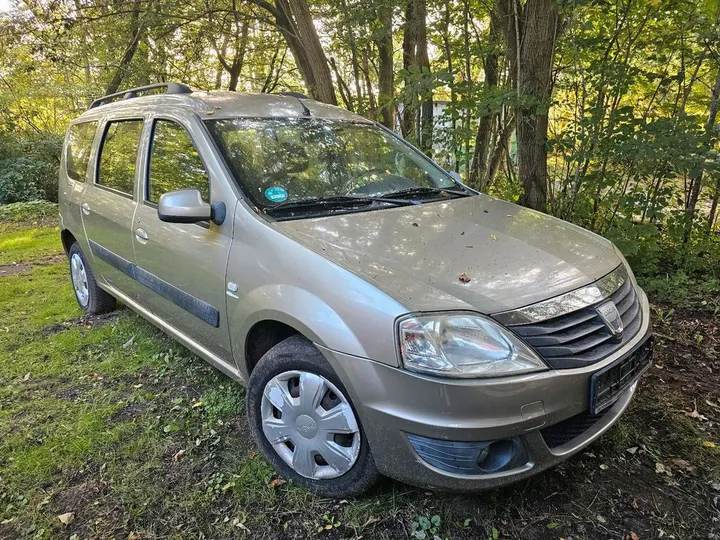 Dacia Logan