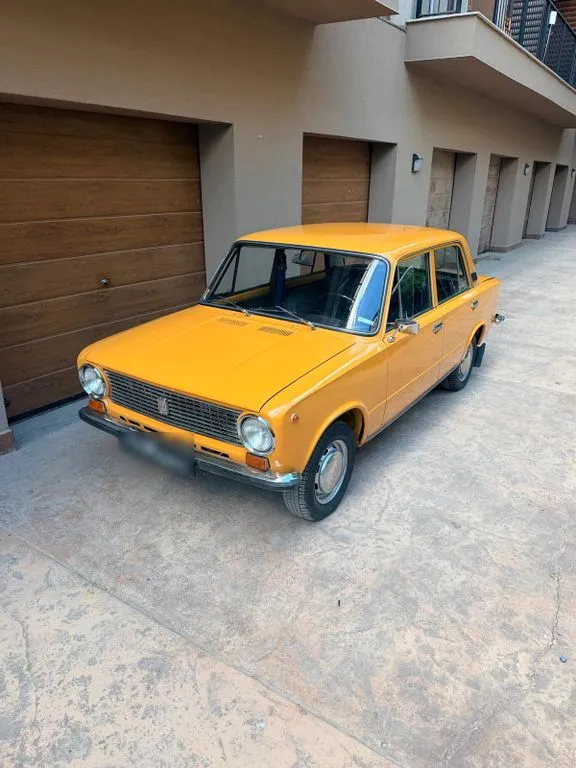 Lada 1200