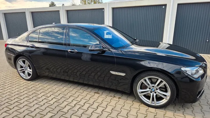 BMW 760