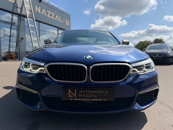 BMW M550