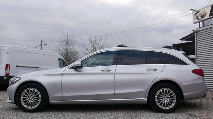 Mercedes-Benz C 200