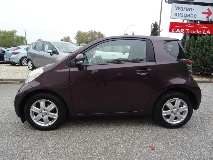 Toyota IQ
