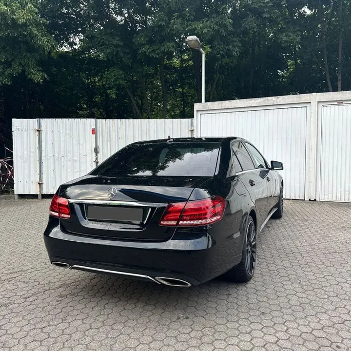 Mercedes-Benz CE 300