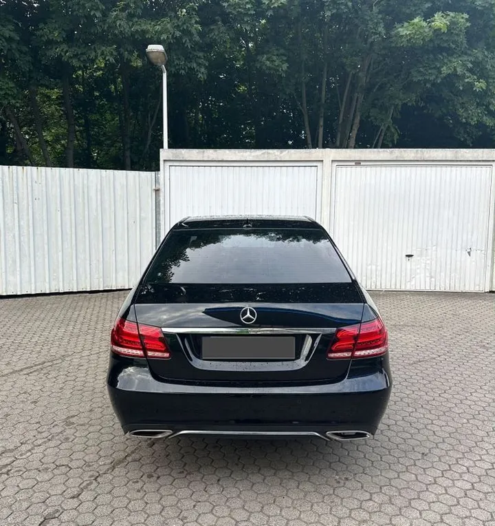 Mercedes-Benz CE 300