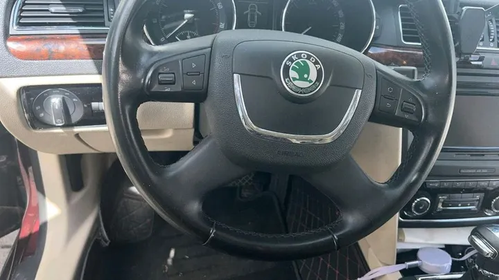 Škoda Superb