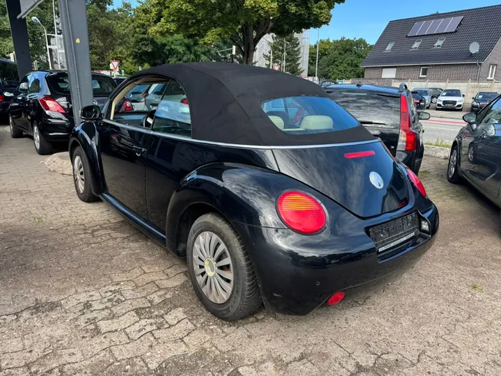 Volkswagen New Beetle
