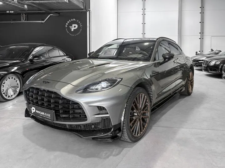 Aston Martin DBX