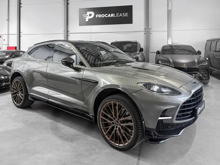 Aston Martin DBX