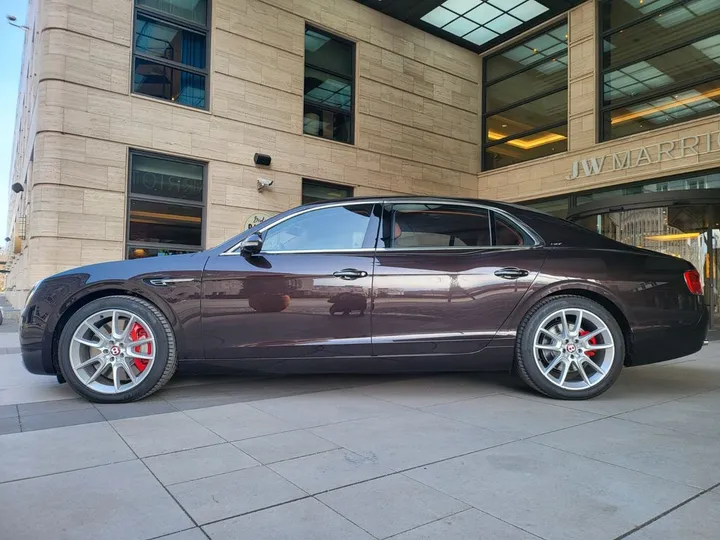Bentley Flying Spur