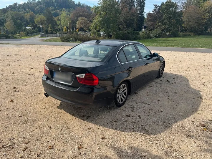 BMW 325