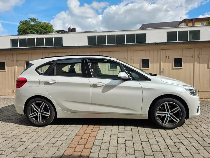 BMW 220