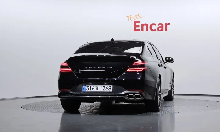 Genesis G70