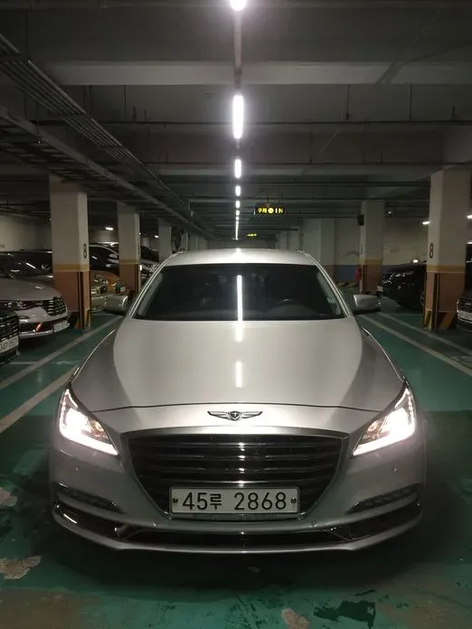 Hyundai Genesis