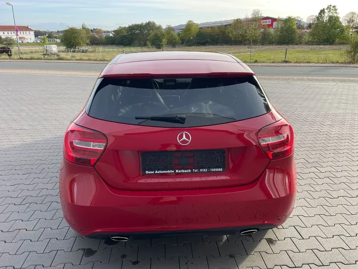 Mercedes-Benz A 180