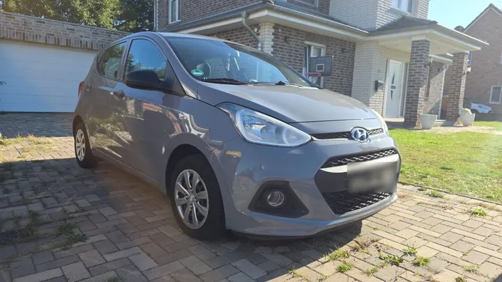 Hyundai i10