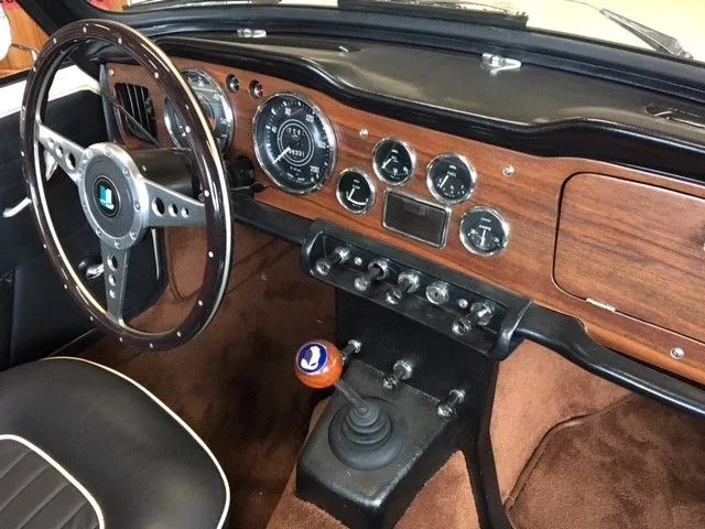 Triumph TR4