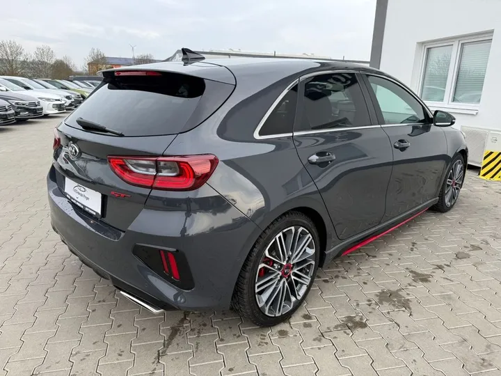 Kia cee'd / Ceed