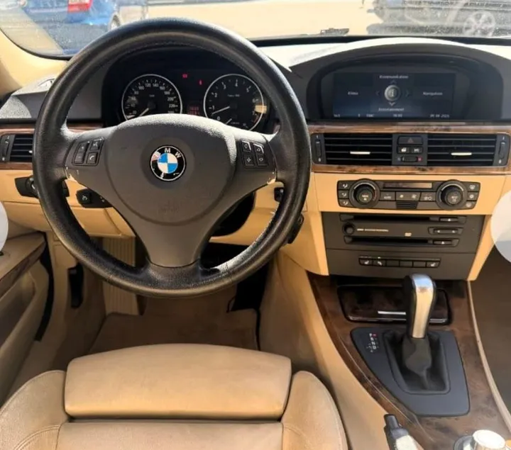 BMW 325