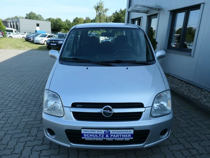 Opel Agila