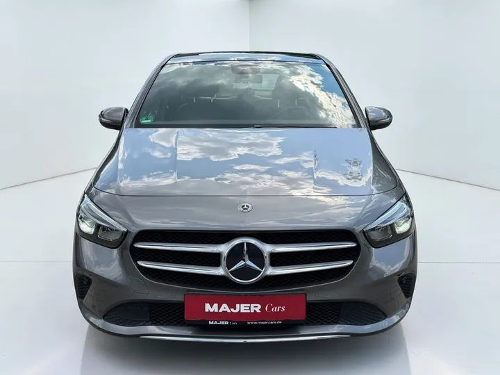 Mercedes-Benz B 250